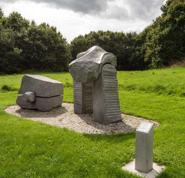 Frisenborg Skulpturpark og Højrisparken