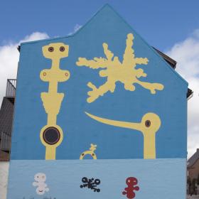 Kvinde, sky, fugl Brande gavlmaleri